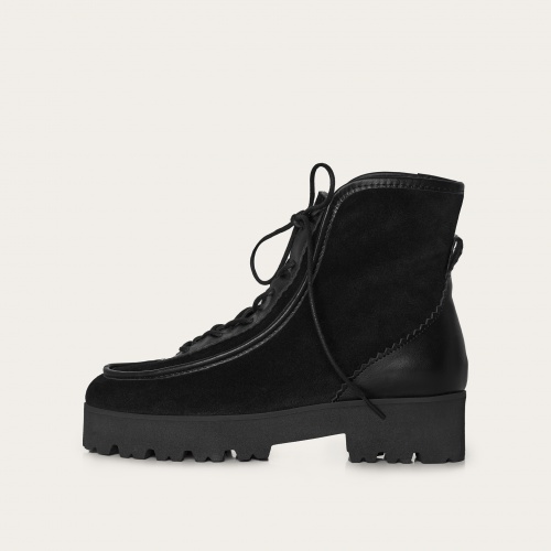 Junko Boots, black velvet